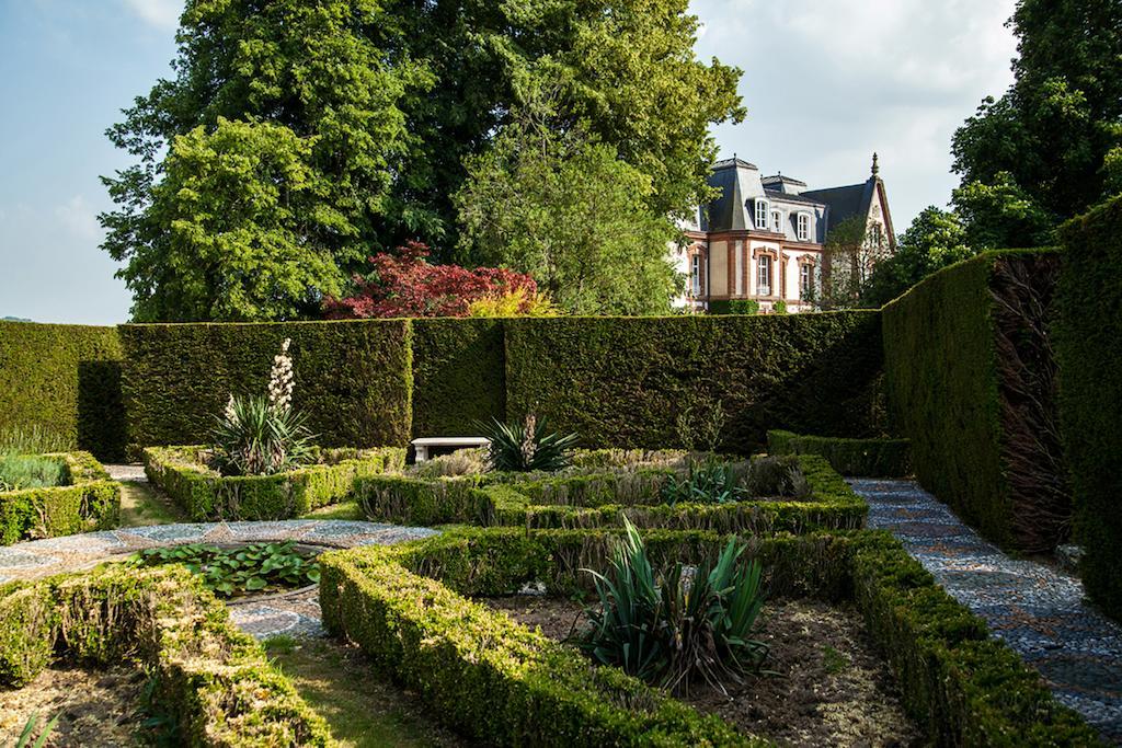 Chateau De Bouelles Acomodação com café da manhã Neufchâtel-en-Bray Exterior foto
